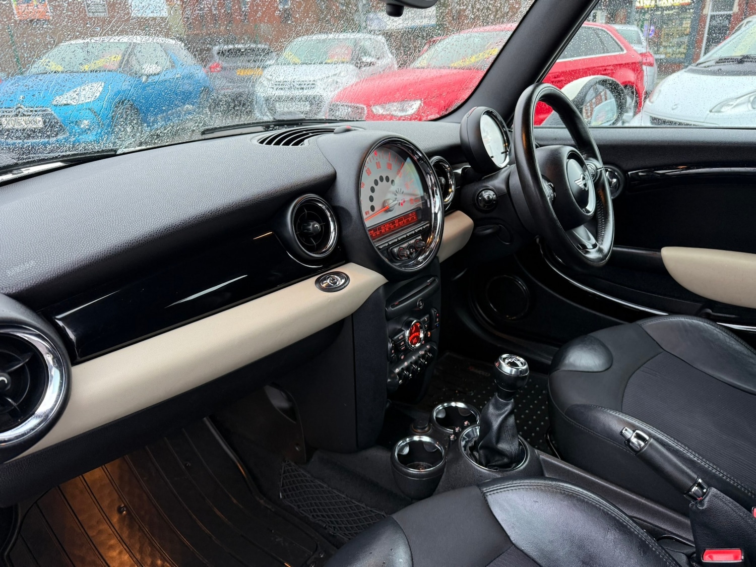 Used MINI Convertible 2012 for sale - 77461680: Photo 18