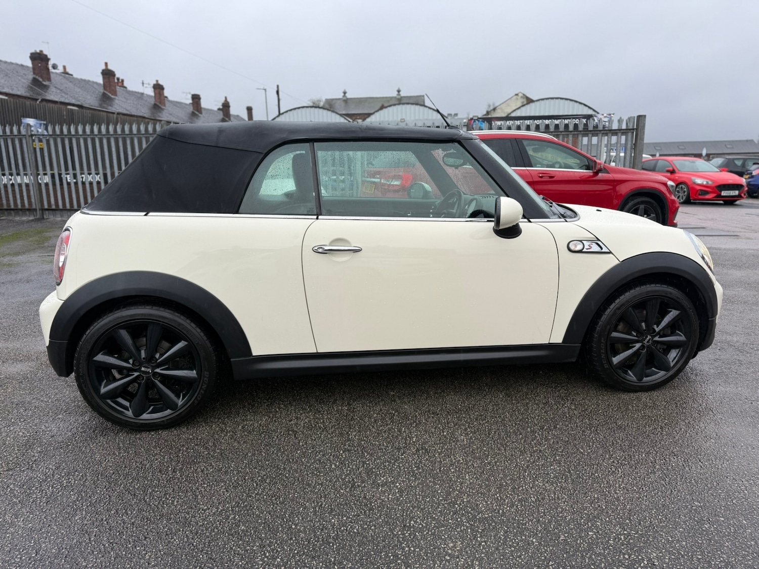 Used MINI Convertible 2012 for sale - 77461680: Photo 8
