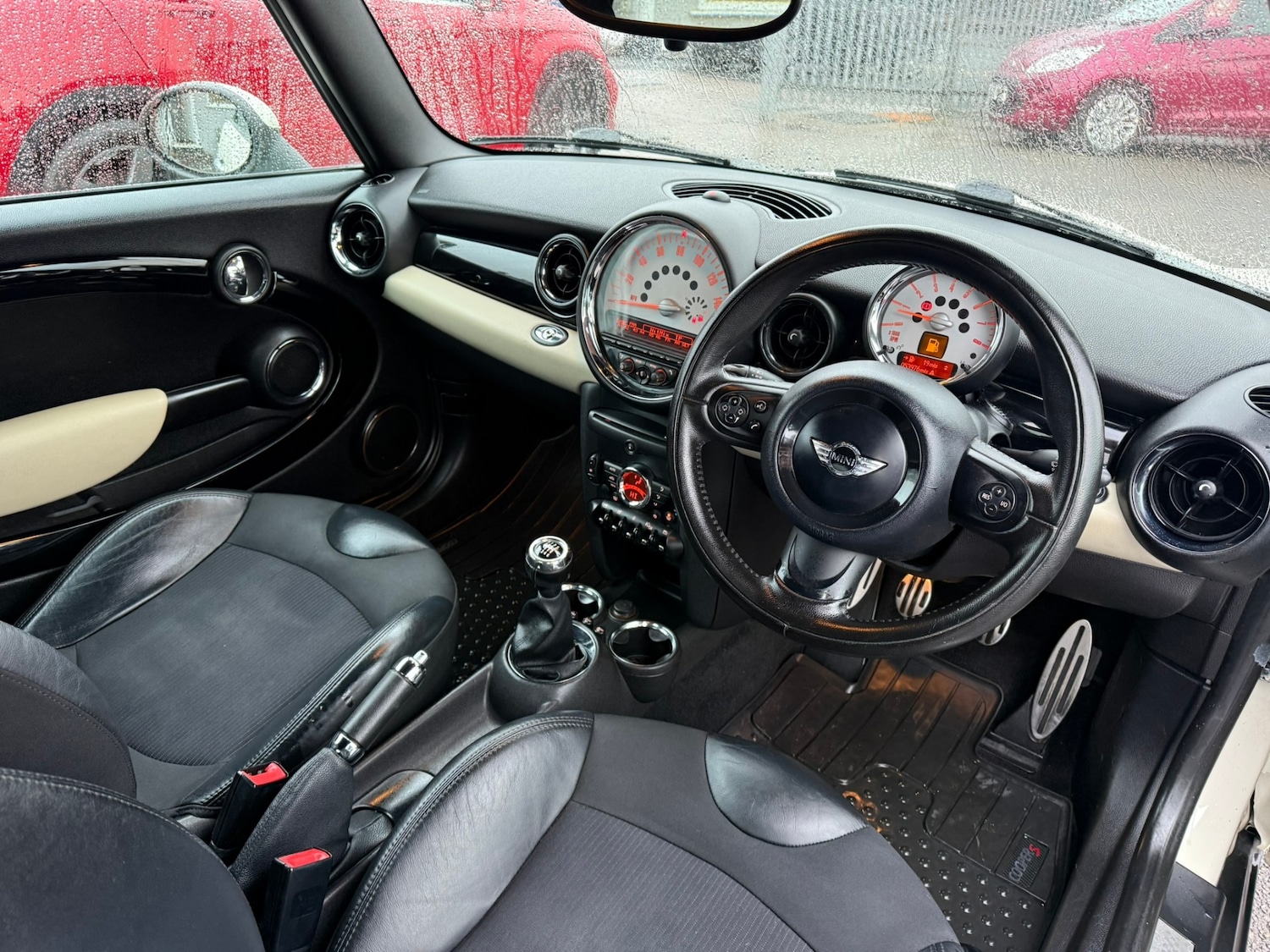 Used MINI Convertible 2012 for sale - 77461680: Photo 9