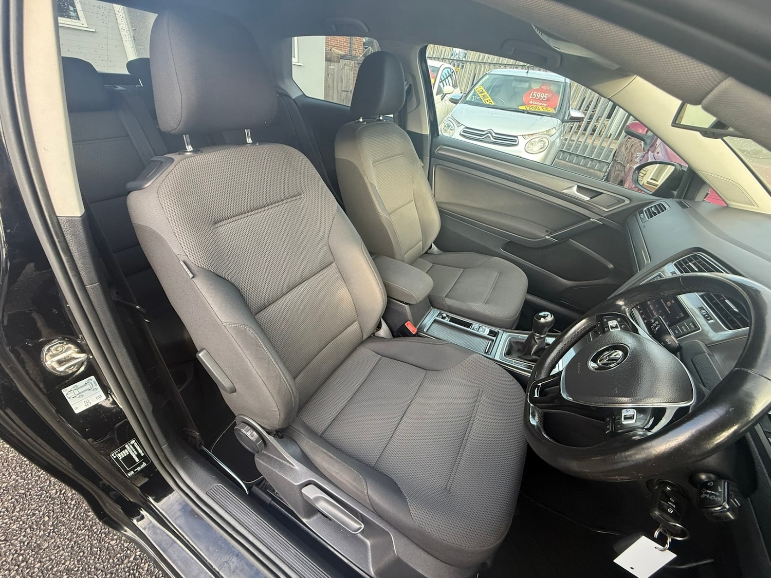 Used Volkswagen Golf 2013 for sale - 76329585: Photo 14