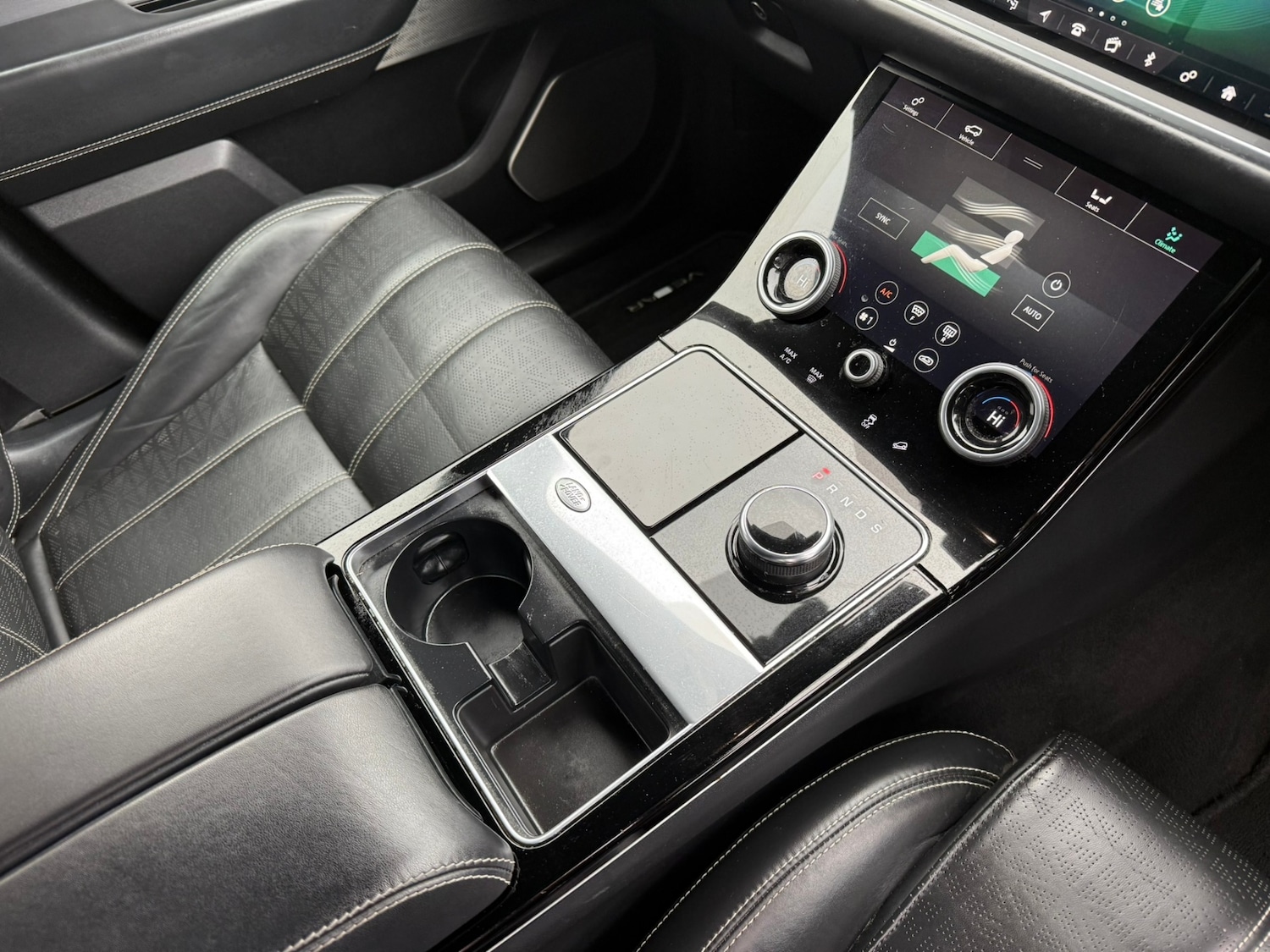 Used Land Rover Range Rover Velar 2018 for sale - 77679371: Photo 11