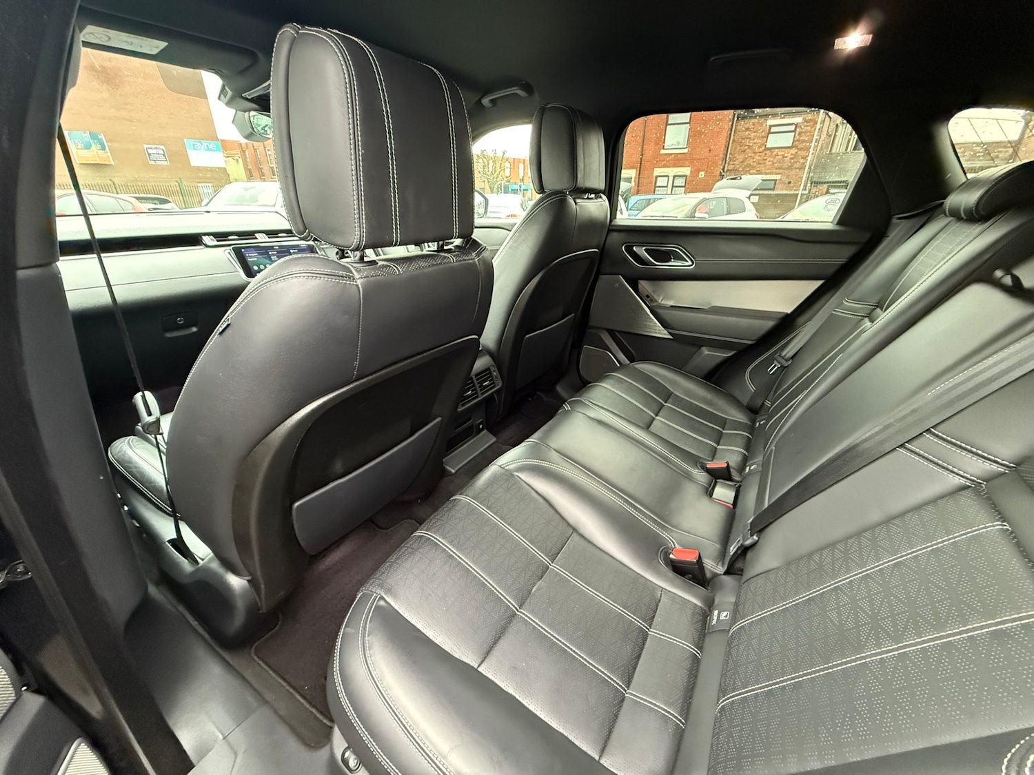 Used Land Rover Range Rover Velar 2018 for sale - 77679371: Photo 17