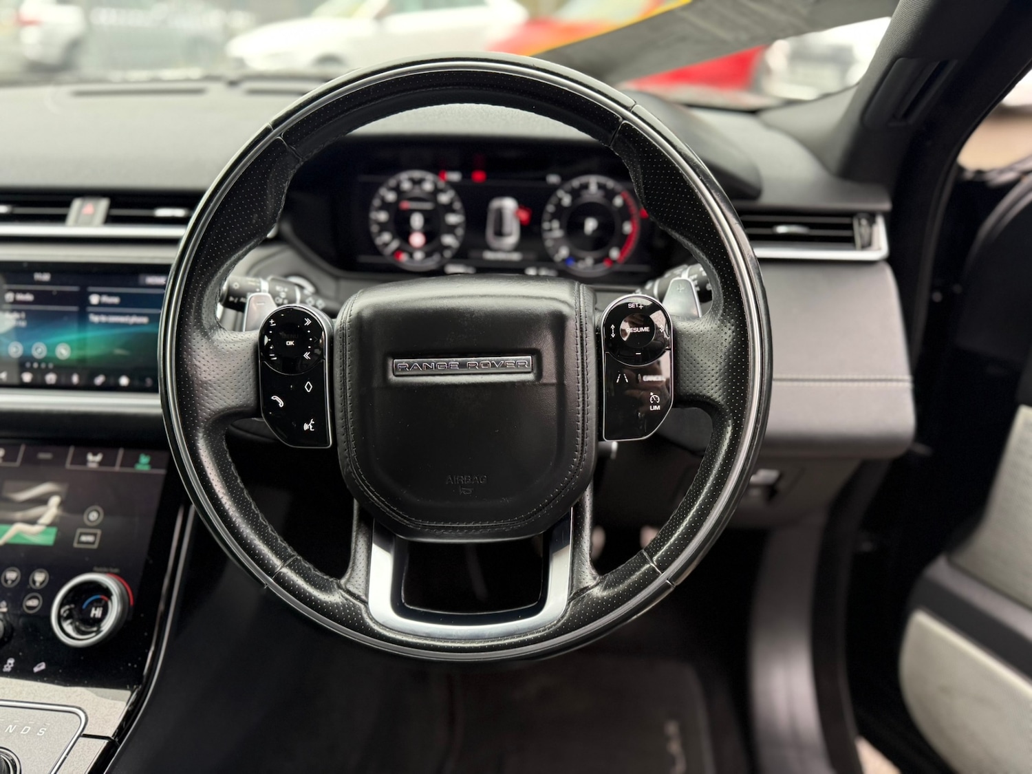 Used Land Rover Range Rover Velar 2018 for sale - 77679371: Photo 8