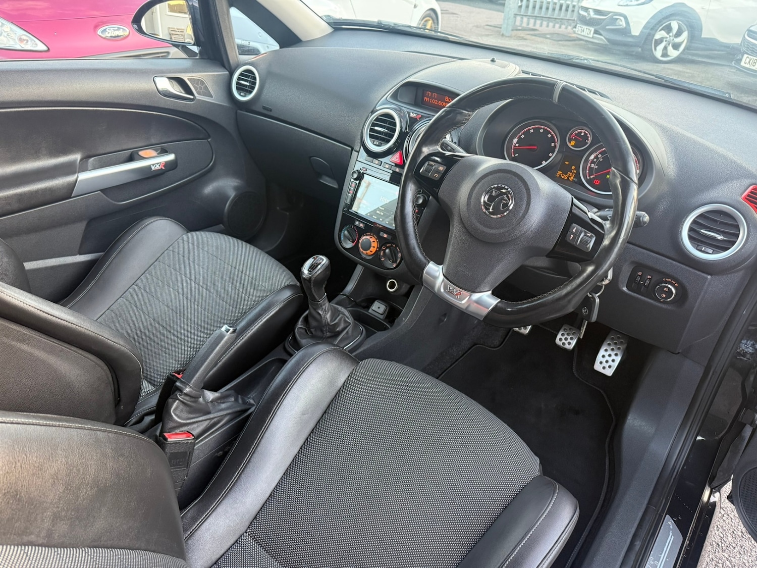 Used Vauxhall Corsa 2012 for sale - 76412319: Photo 9