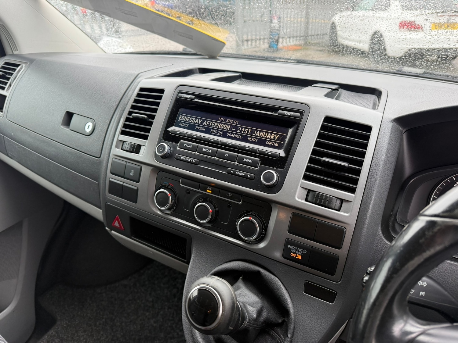 Used Volkswagen Transporter 2015 for sale - 77274679: Photo 12