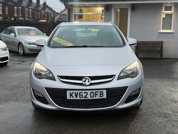 Used Vauxhall Astra 2012 for sale - 77001277: Photo