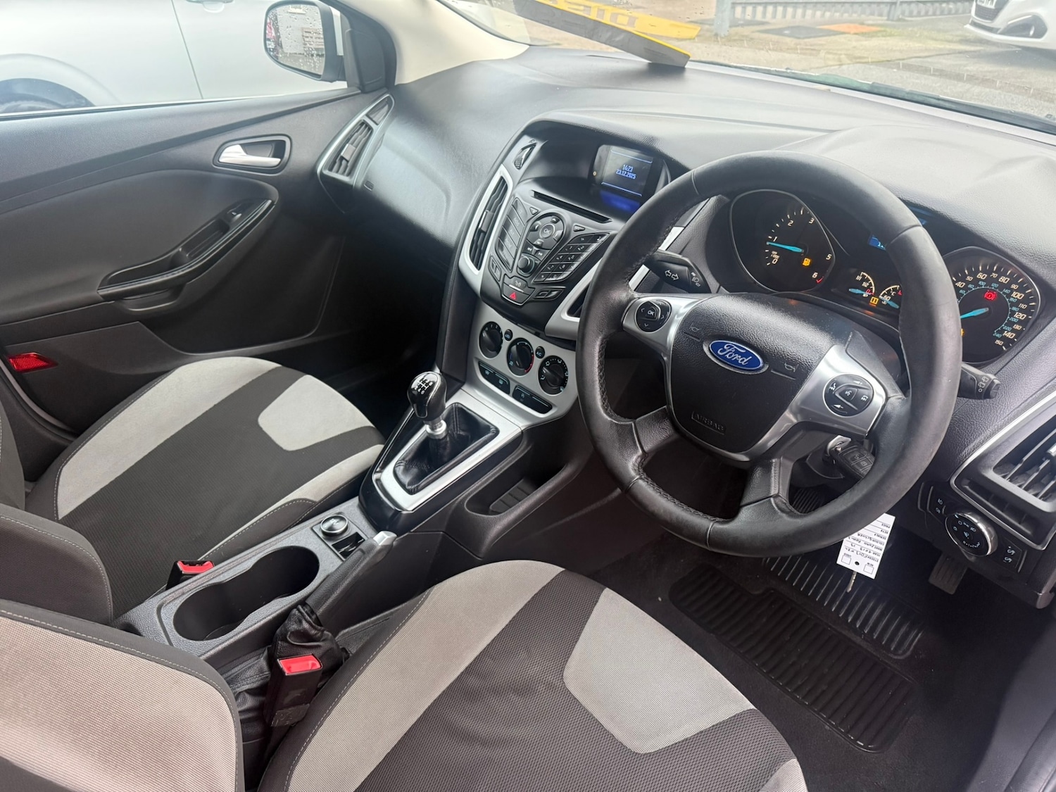 Used Ford Focus 2013 for sale - 77036132: Photo 9