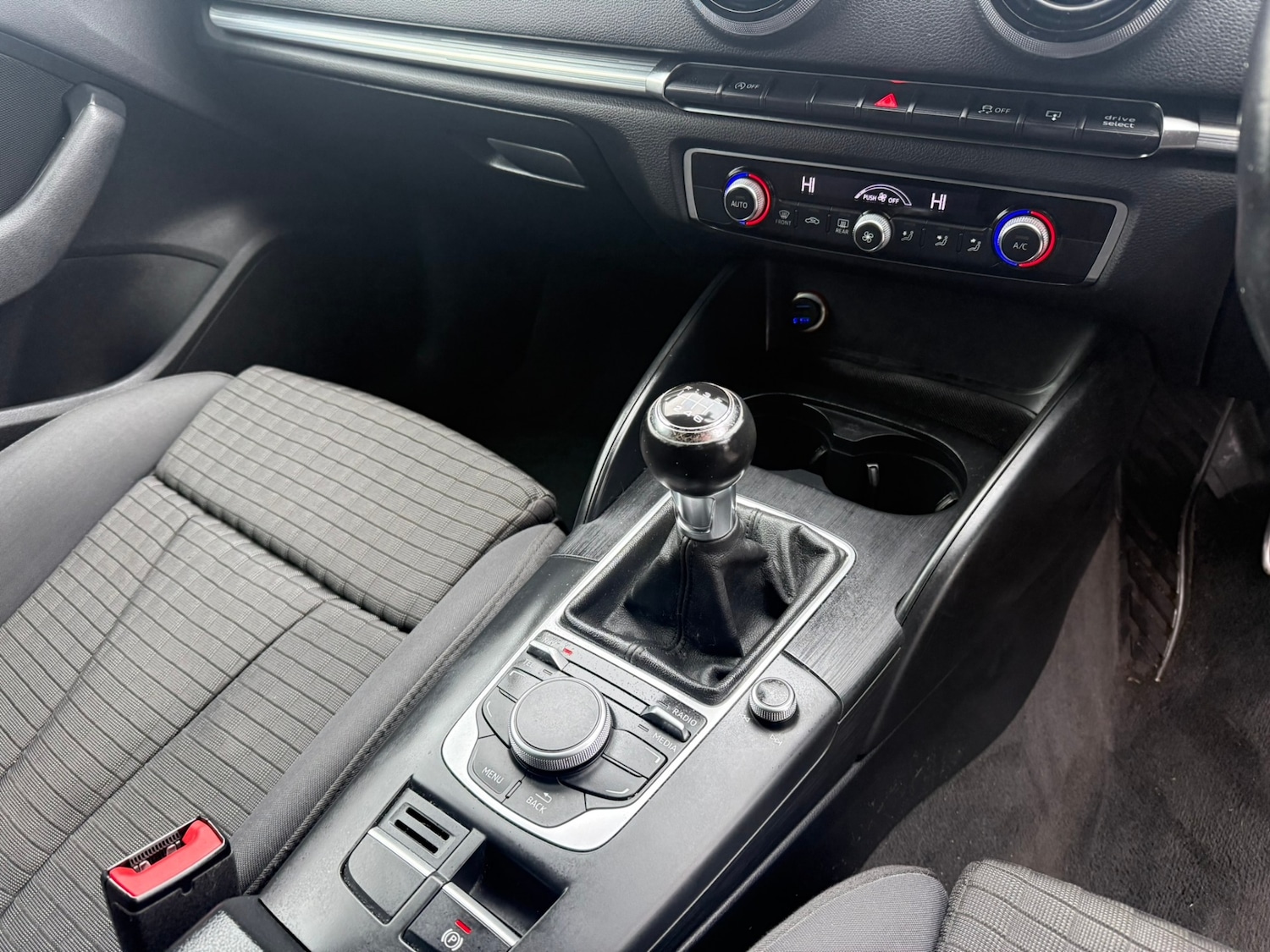 Used Audi A3 2013 for sale - 77447161: Photo 15