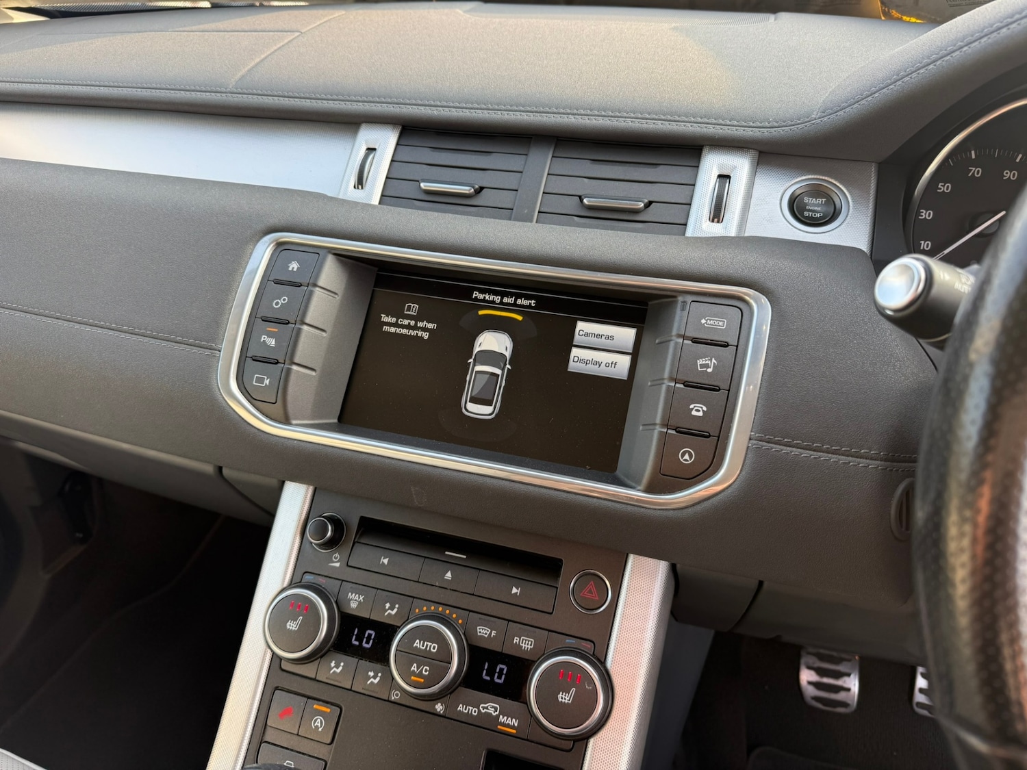 Used Land Rover Range Rover Evoque 2016 for sale - 77975690: Photo 12