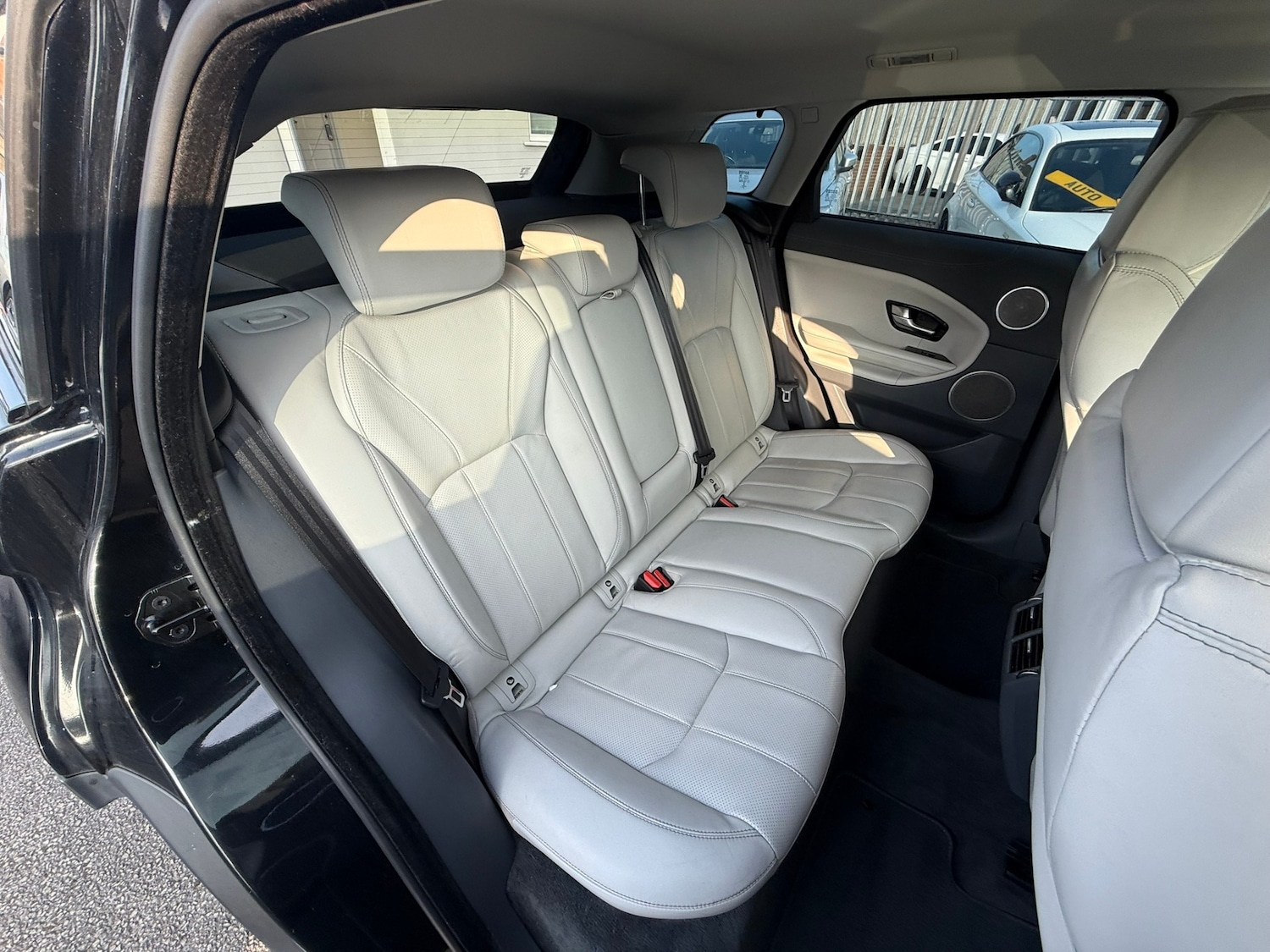 Used Land Rover Range Rover Evoque 2016 for sale - 77975690: Photo 17