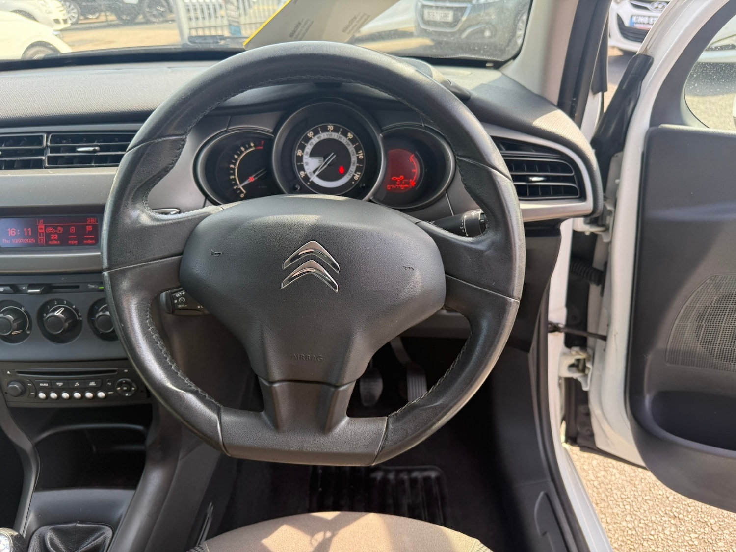 Used Citroen C3 2015 for sale - 76971195: Photo 10