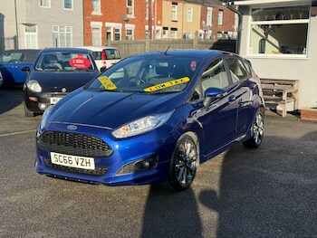 Used Ford Fiesta 2016 for sale - 76780449: Photo