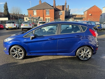 Used Ford Fiesta 2016 for sale - 76780449: Photo