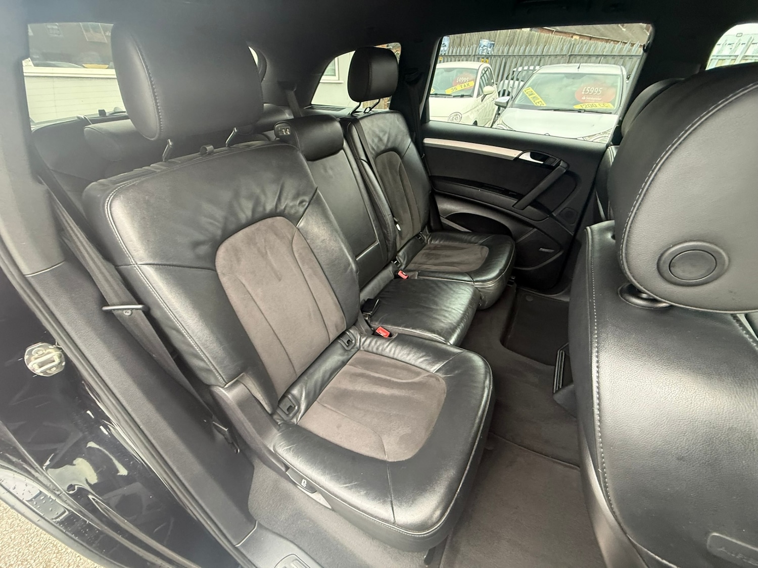 Used Audi Q7 2010 for sale - 76092219: Photo 15