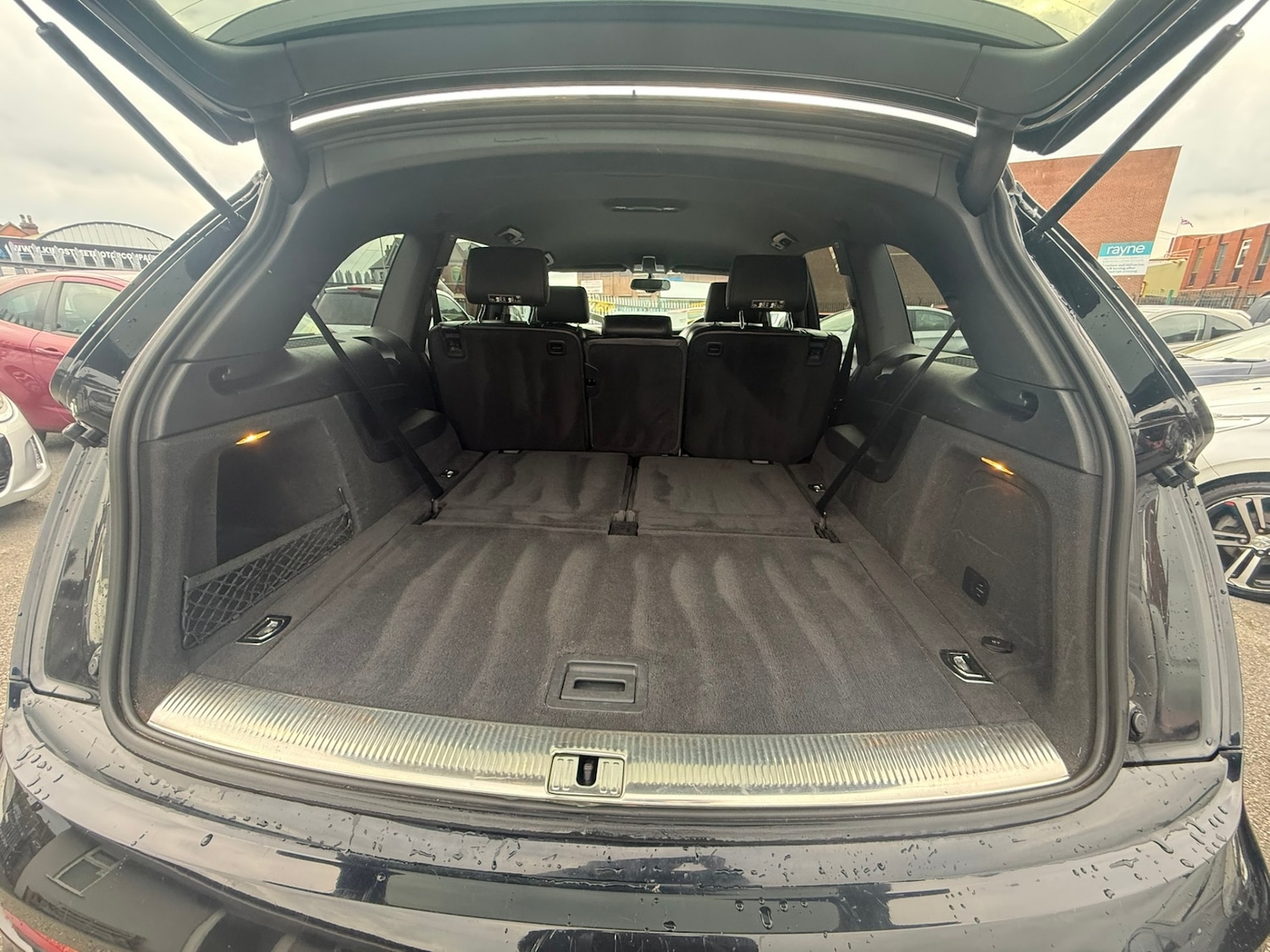 Used Audi Q7 2010 for sale - 76092219: Photo 18