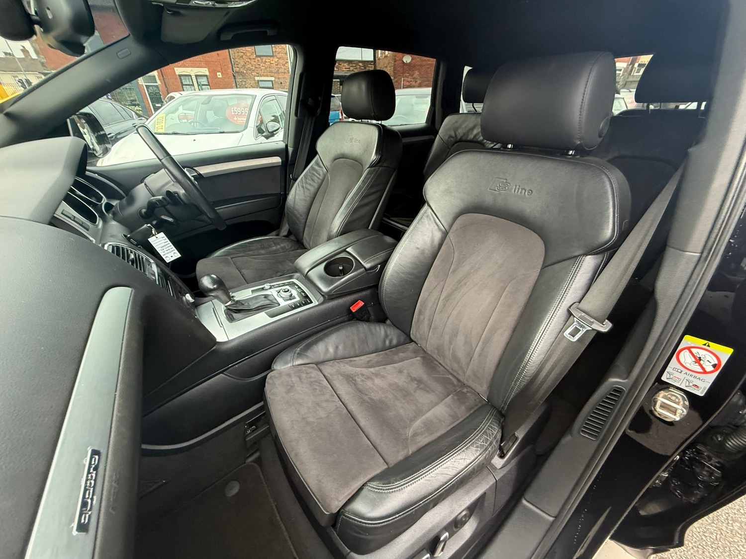 Used Audi Q7 2010 for sale - 76092219: Photo 23
