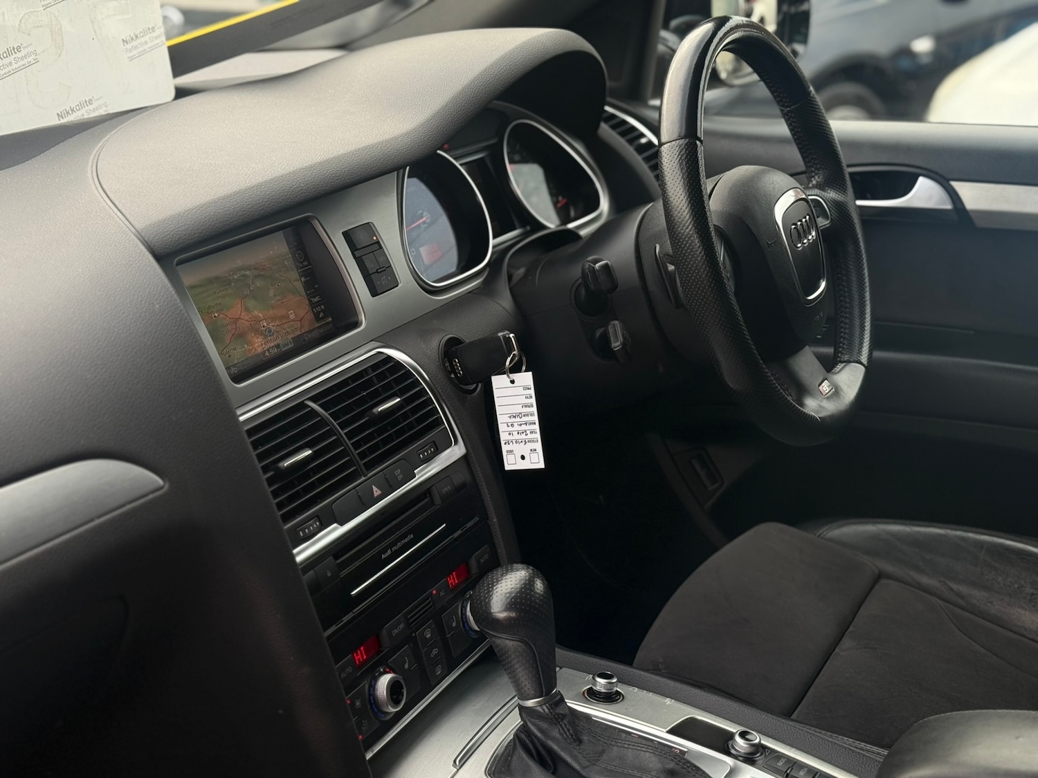 Used Audi Q7 2010 for sale - 76092219: Photo 24