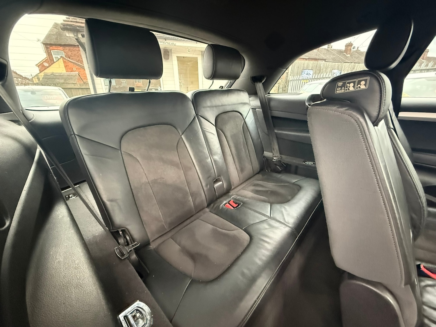 Used Audi Q7 2010 for sale - 76092219: Photo 25