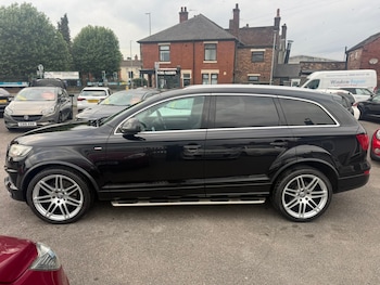 Used Audi Q7 2010 for sale - 76092219: Photo 4