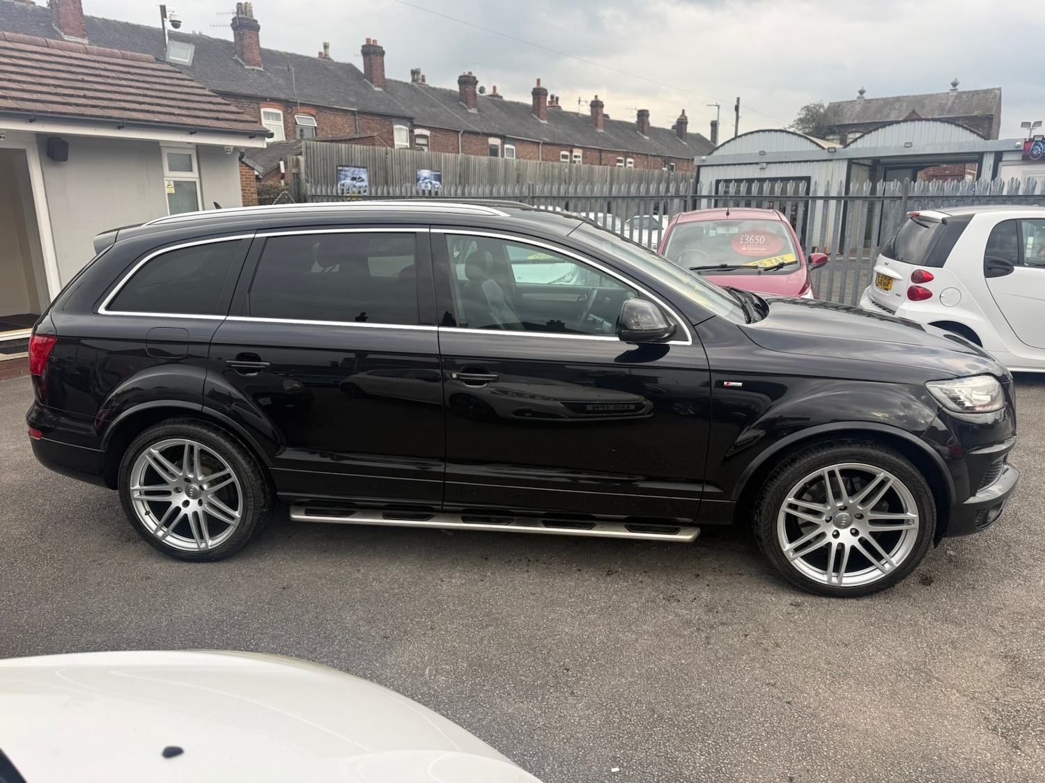 Used Audi Q7 2010 for sale - 76092219: Photo 8