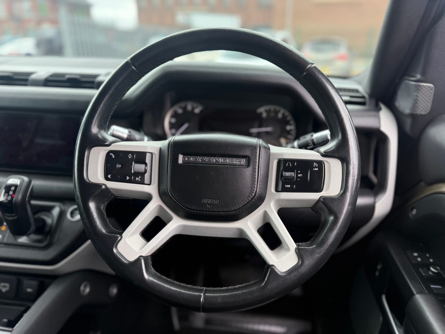 Used Land Rover Defender 2020 for sale - 77903874: Photo 10