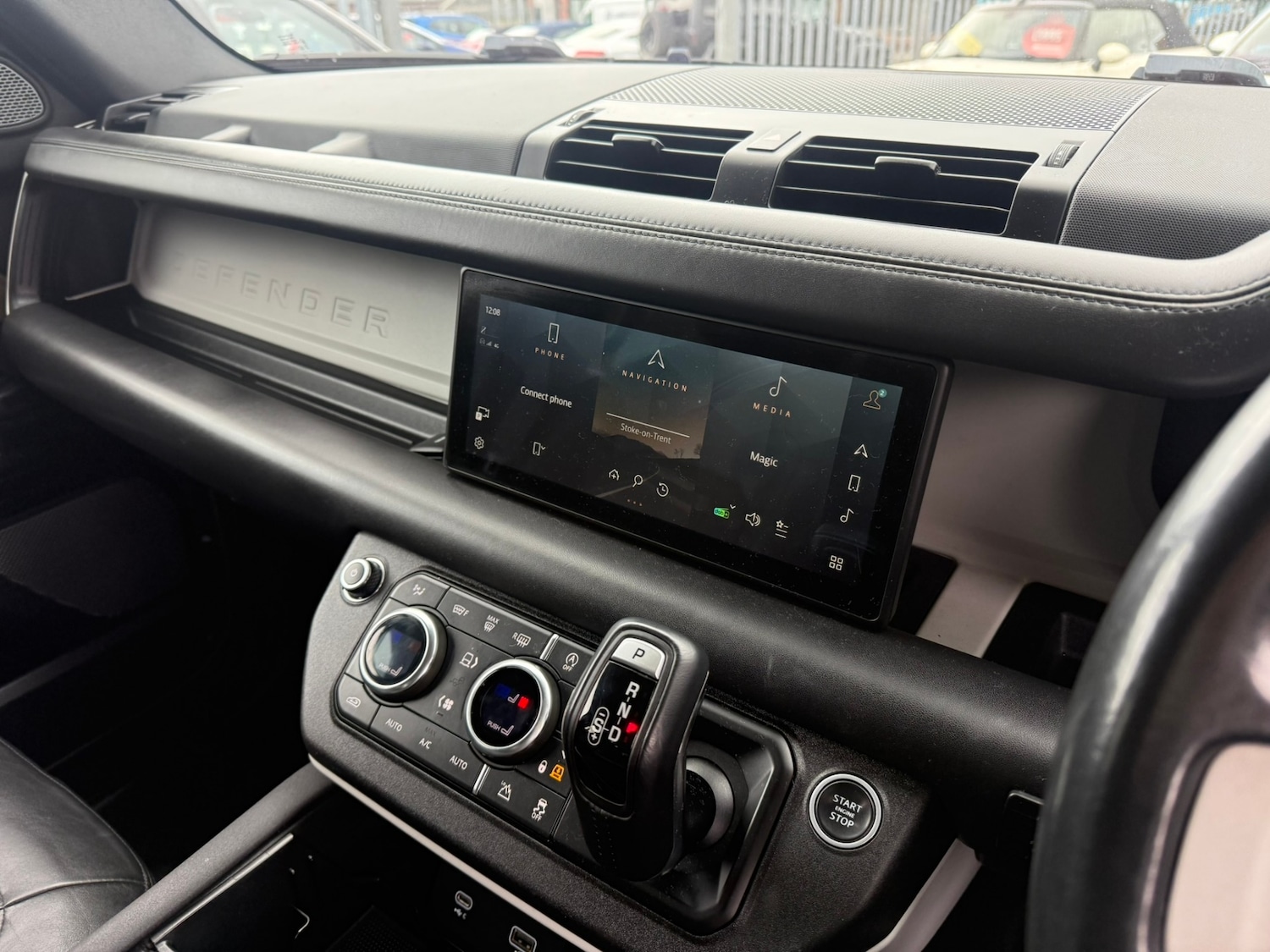 Used Land Rover Defender 2020 for sale - 77903874: Photo 12