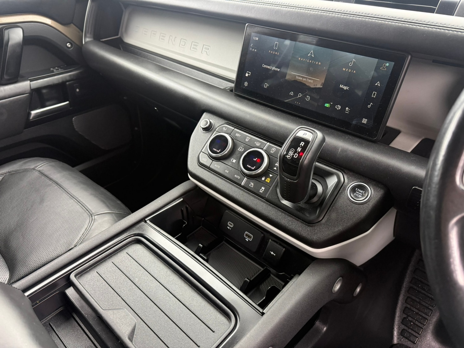 Used Land Rover Defender 2020 for sale - 77903874: Photo 13