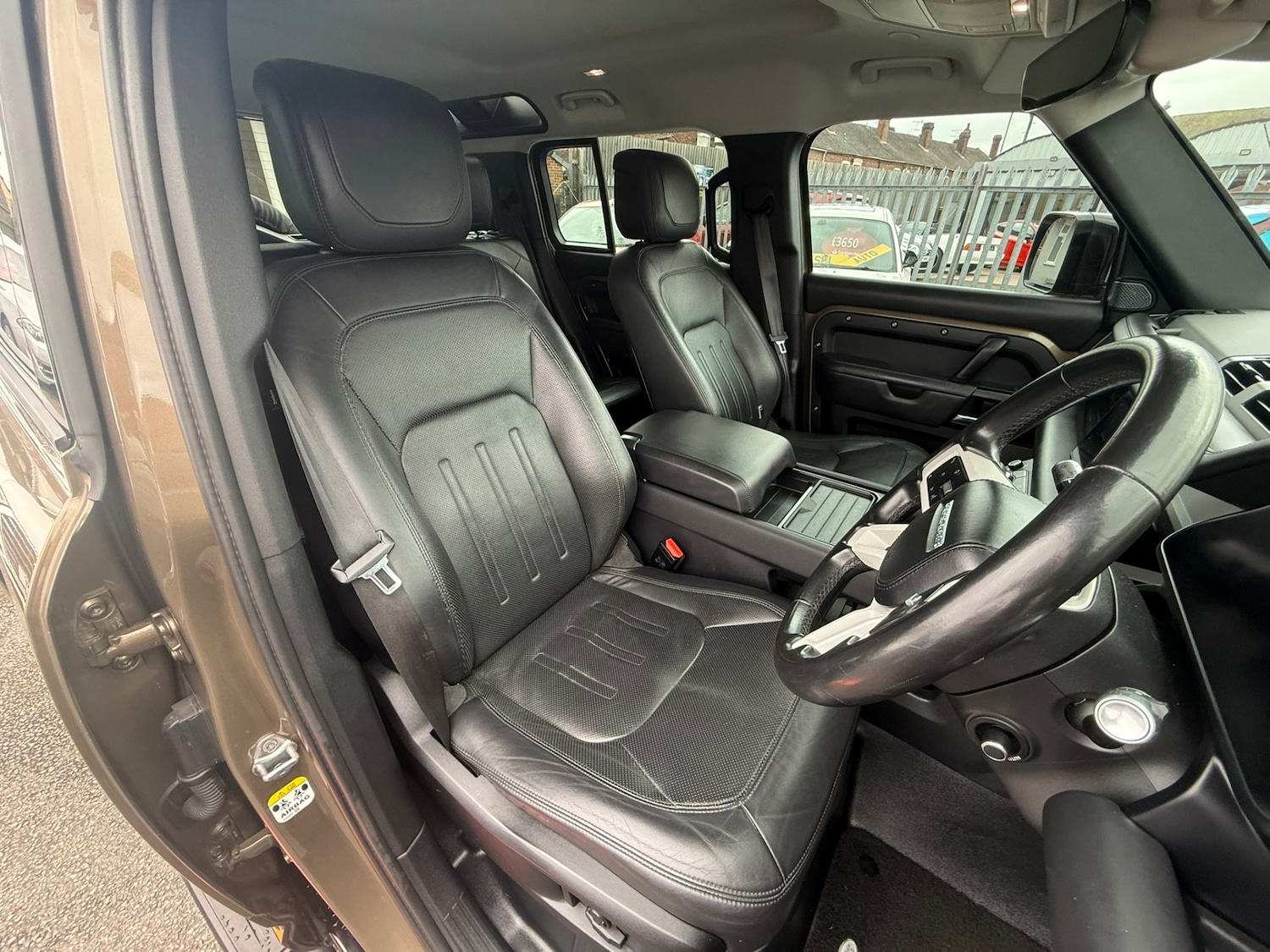 Used Land Rover Defender 2020 for sale - 77903874: Photo 14