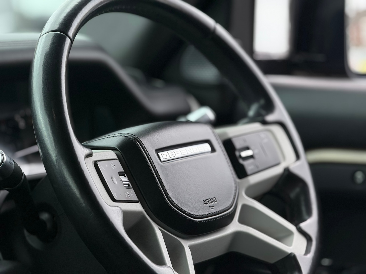 Used Land Rover Defender 2020 for sale - 77903874: Photo 28