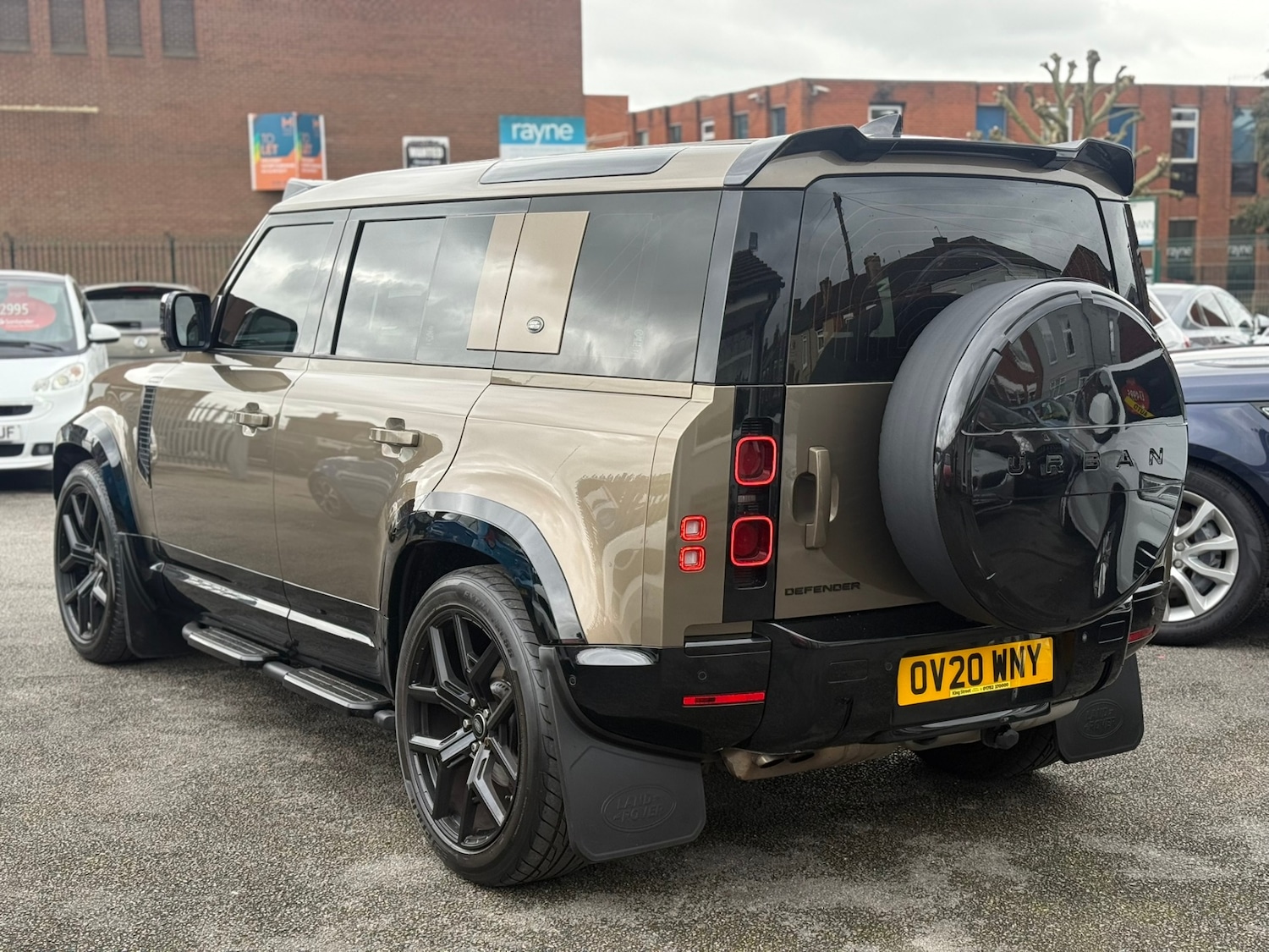 Used Land Rover Defender 2020 for sale - 77903874: Photo 5