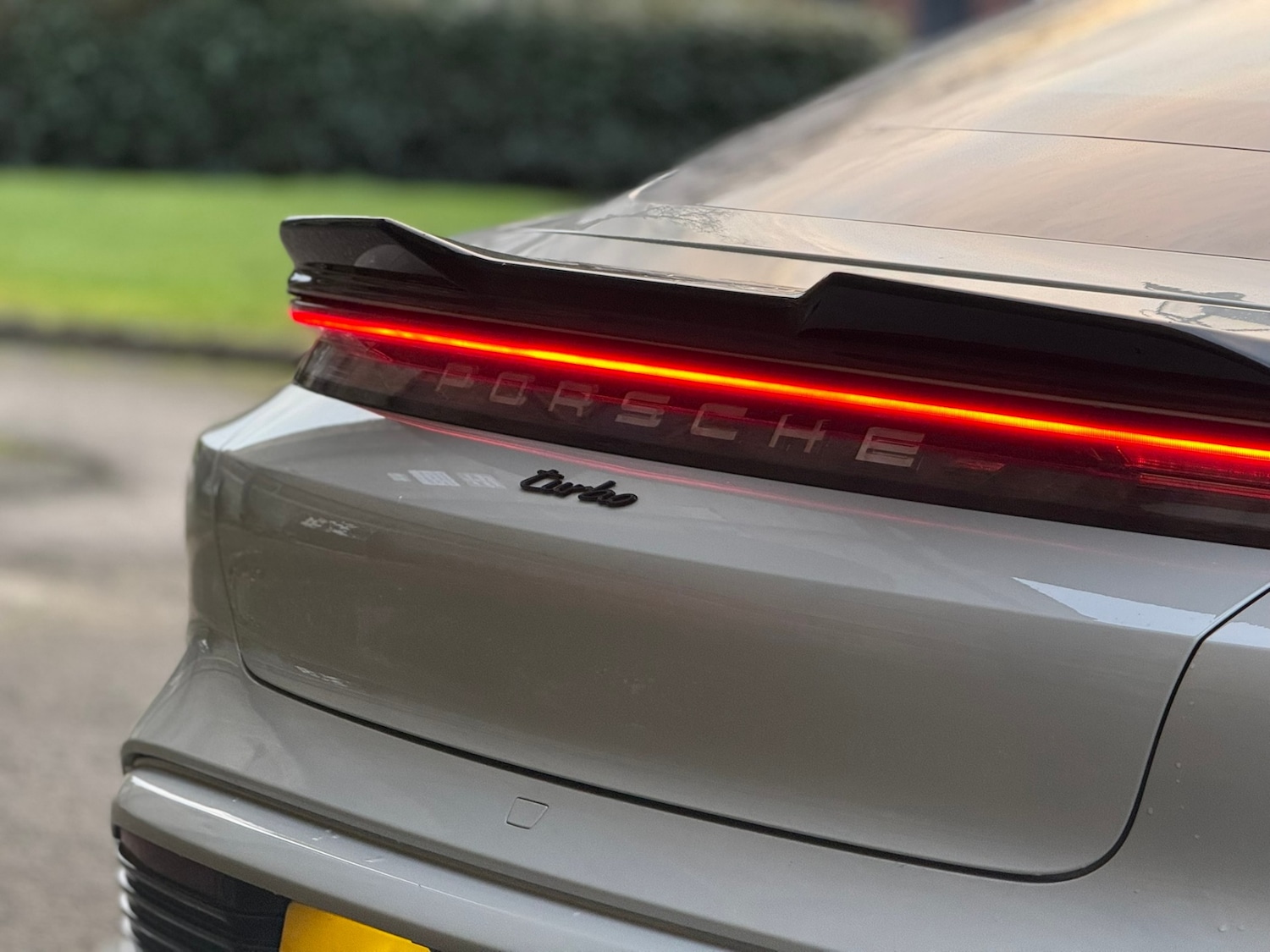 Used Porsche Taycan 2020 for sale - 77210819: Photo 11