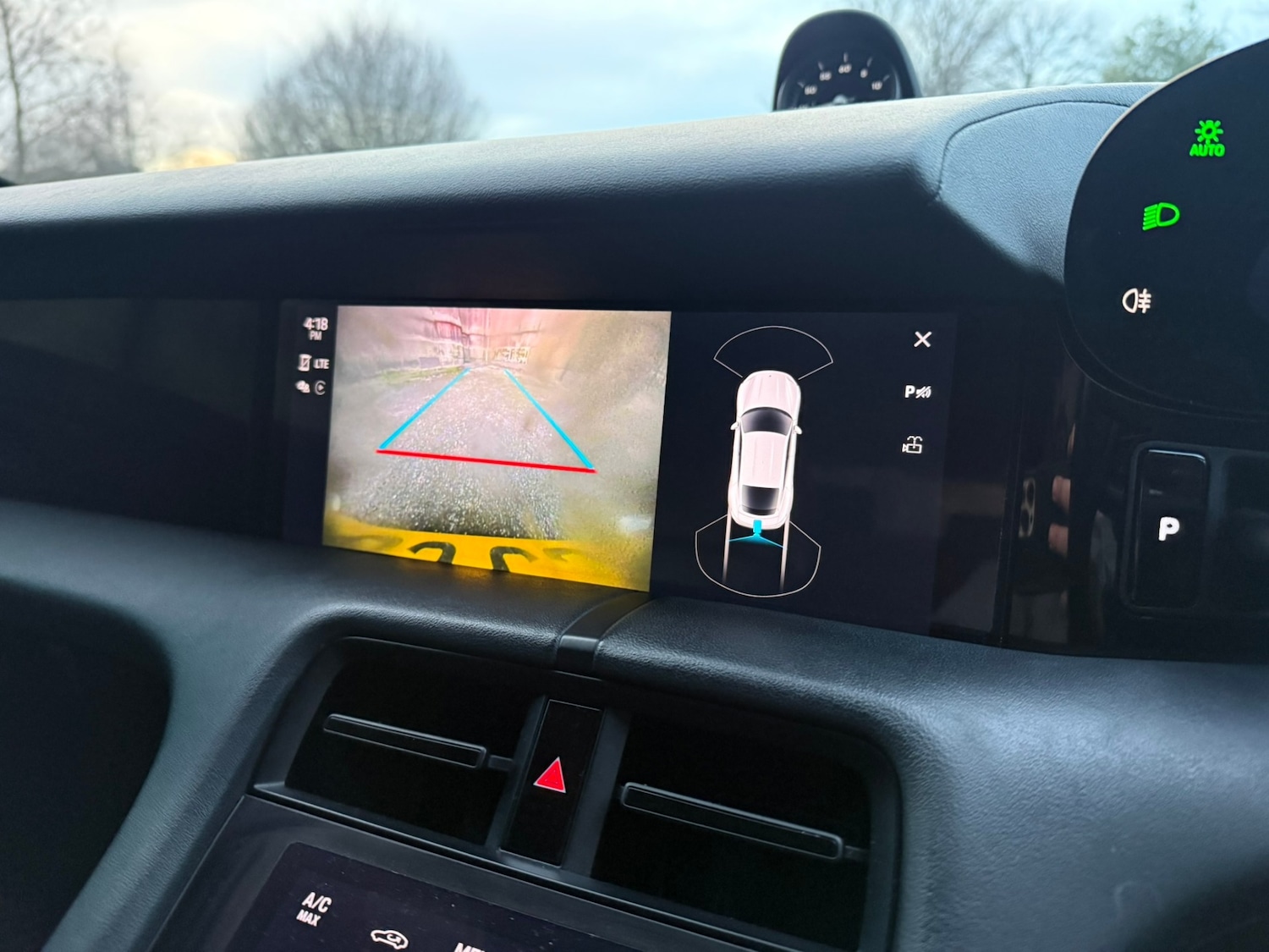 Used Porsche Taycan 2020 for sale - 77210819: Photo 34