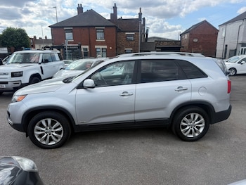 Used Kia Sorento 2011 for sale - 79491226: Photo