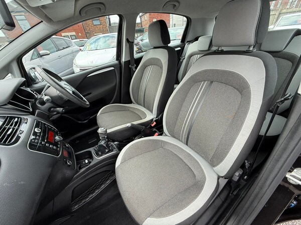 Used Fiat Punto 2012 for sale - 75651295: Photo 20