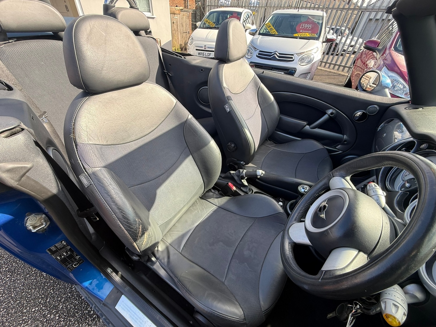 Used MINI Convertible 2005 for sale - 77445990: Photo 19