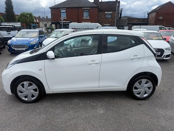 Used Toyota AYGO 2015 for sale - 79067298: Photo