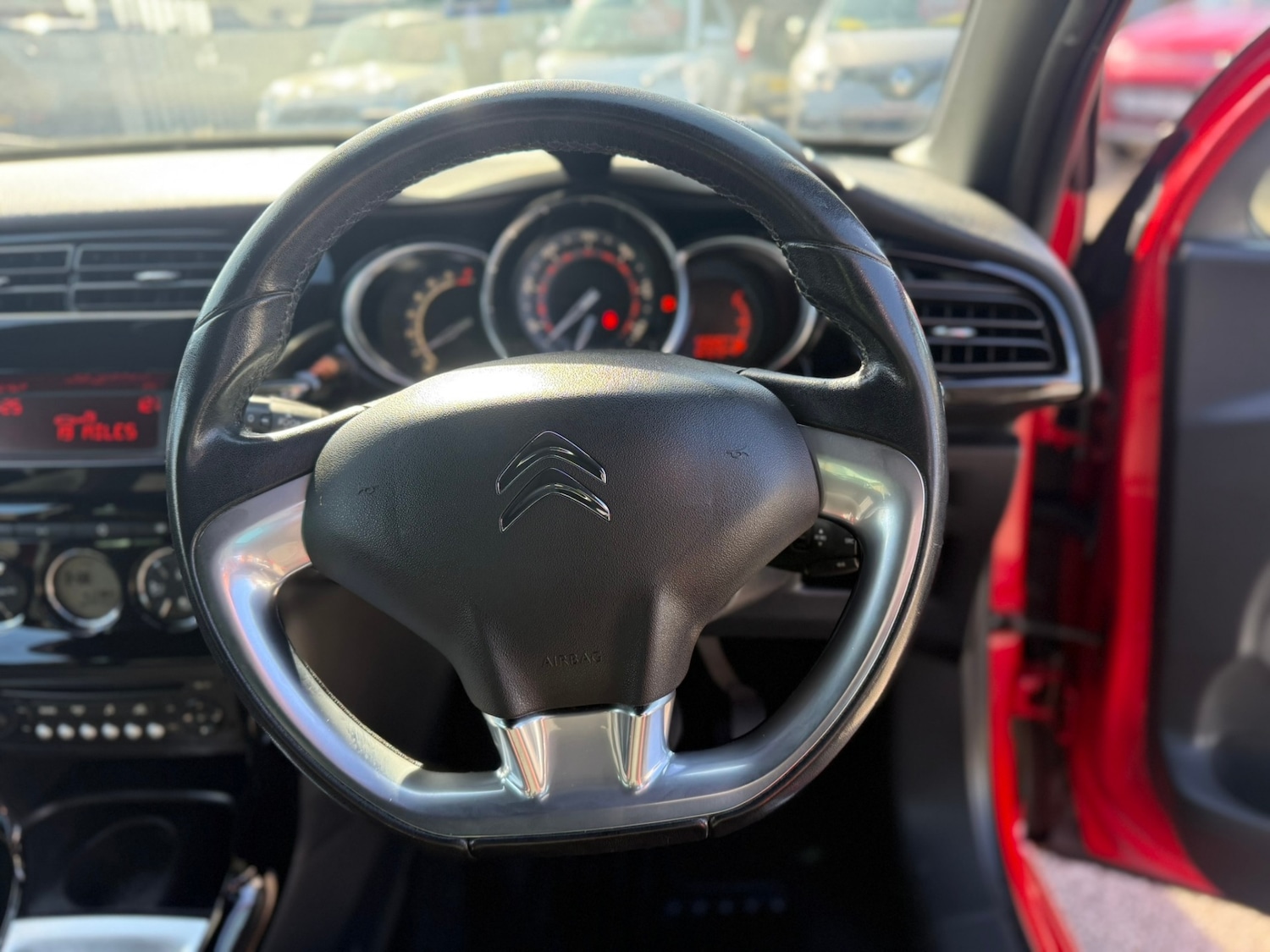 Used Citroen DS3 2012 for sale - 77974780: Photo 10