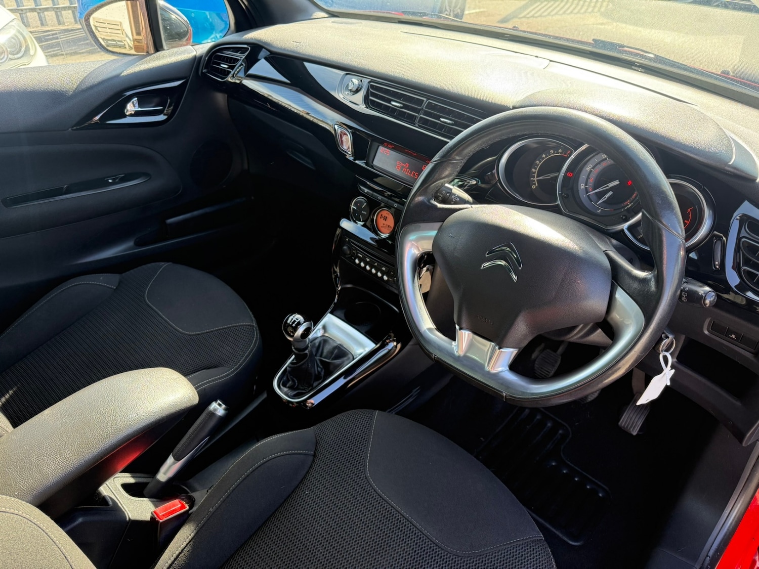 Used Citroen DS3 2012 for sale - 77974780: Photo 9