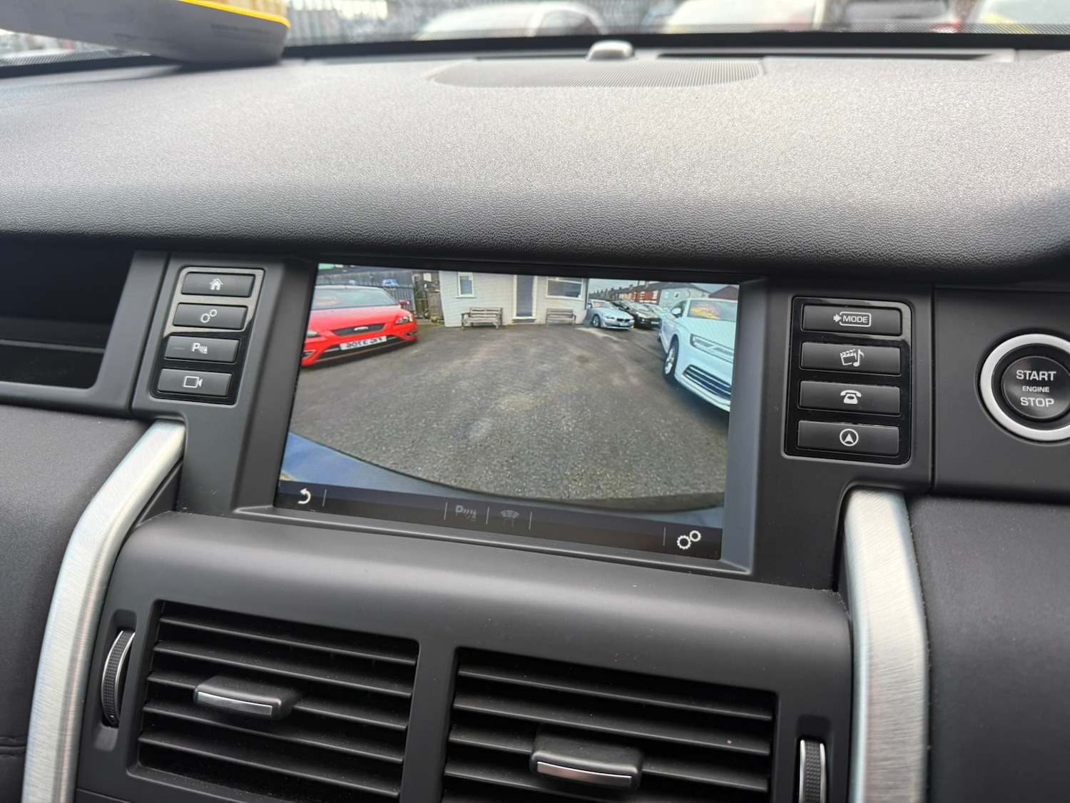 Used Land Rover Discovery Sport 2018 for sale - 77730936: Photo 14