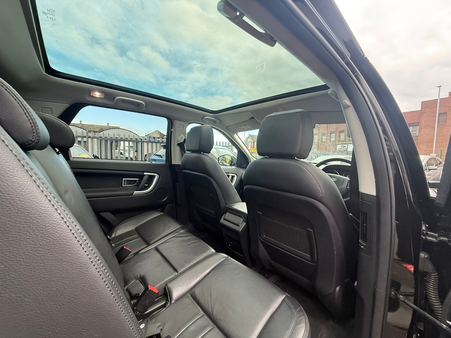 Used Land Rover Discovery Sport 2018 for sale - 77730936: Photo 20