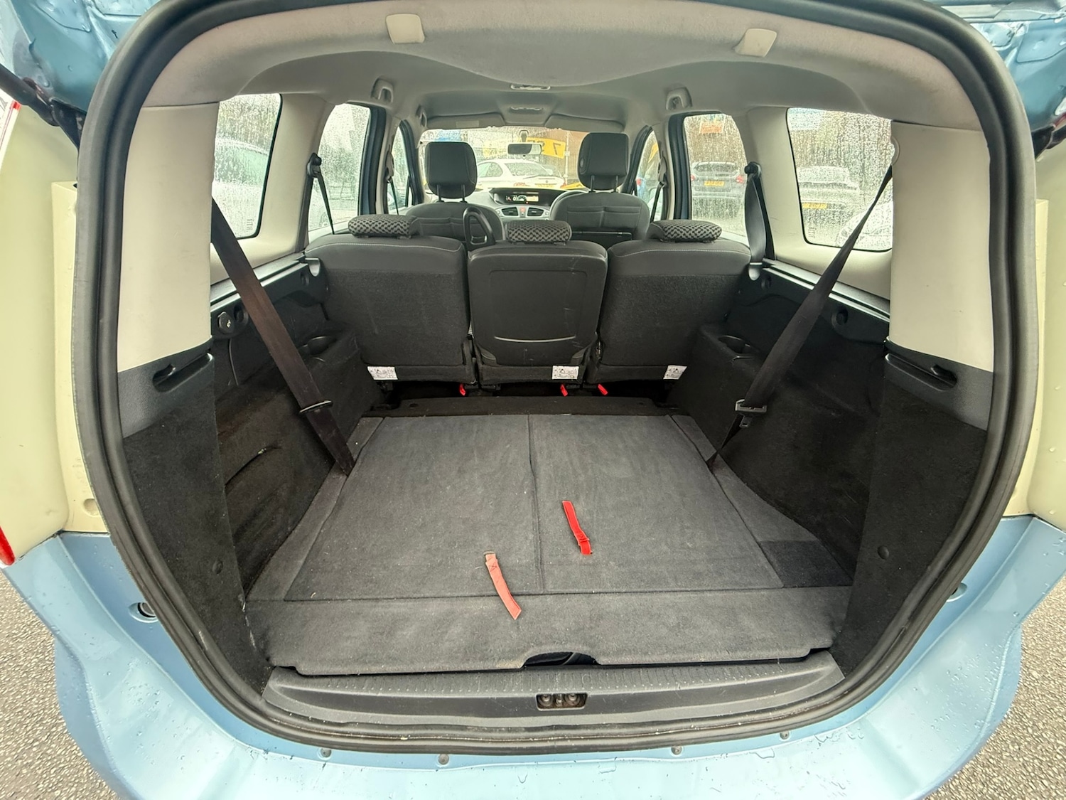 Used Renault Grand Scenic 2011 for sale - 77274680: Photo 19