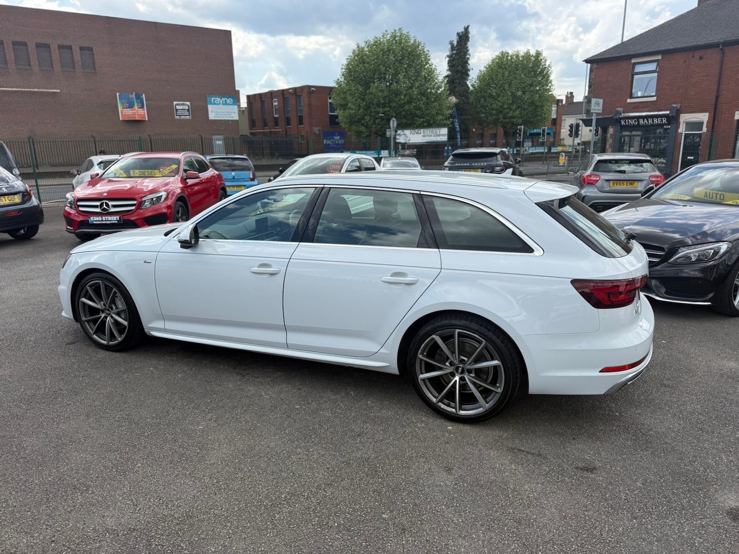 Used Audi A4 2019 for sale - 77283378: Photo 4