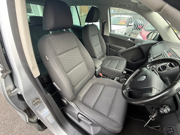 Used Volkswagen Tiguan 2009 for sale - 76207188: Photo 14