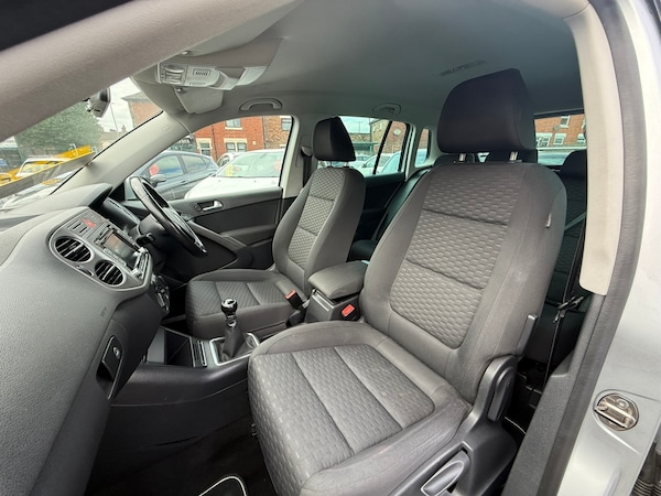 Used Volkswagen Tiguan 2009 for sale - 76207188: Photo 23