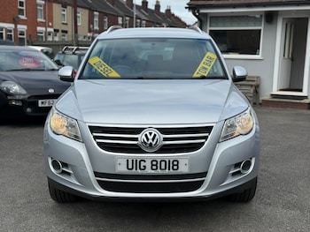Used Volkswagen Tiguan 2009 for sale - 76207188: Photo 2