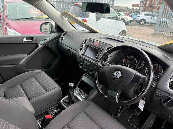 Used Volkswagen Tiguan 2009 for sale - 76207188: Photo 9