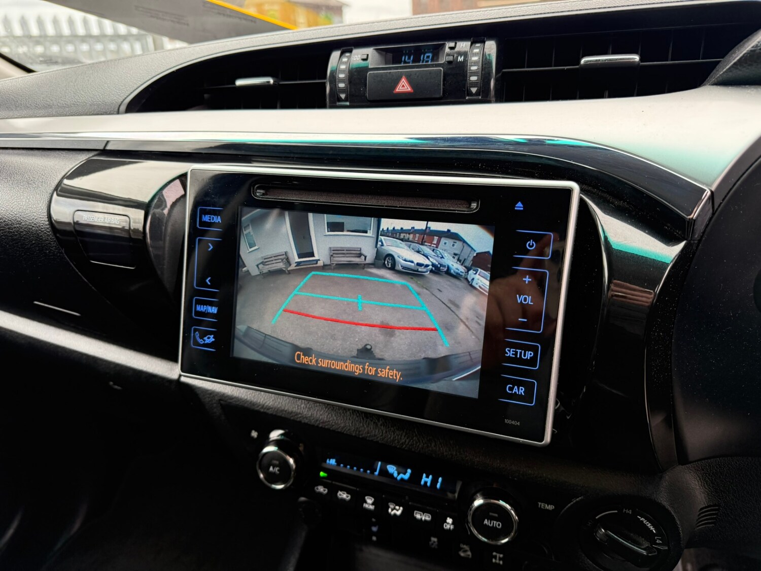 Used Toyota Hilux 2016 for sale - 78223342: Photo 15