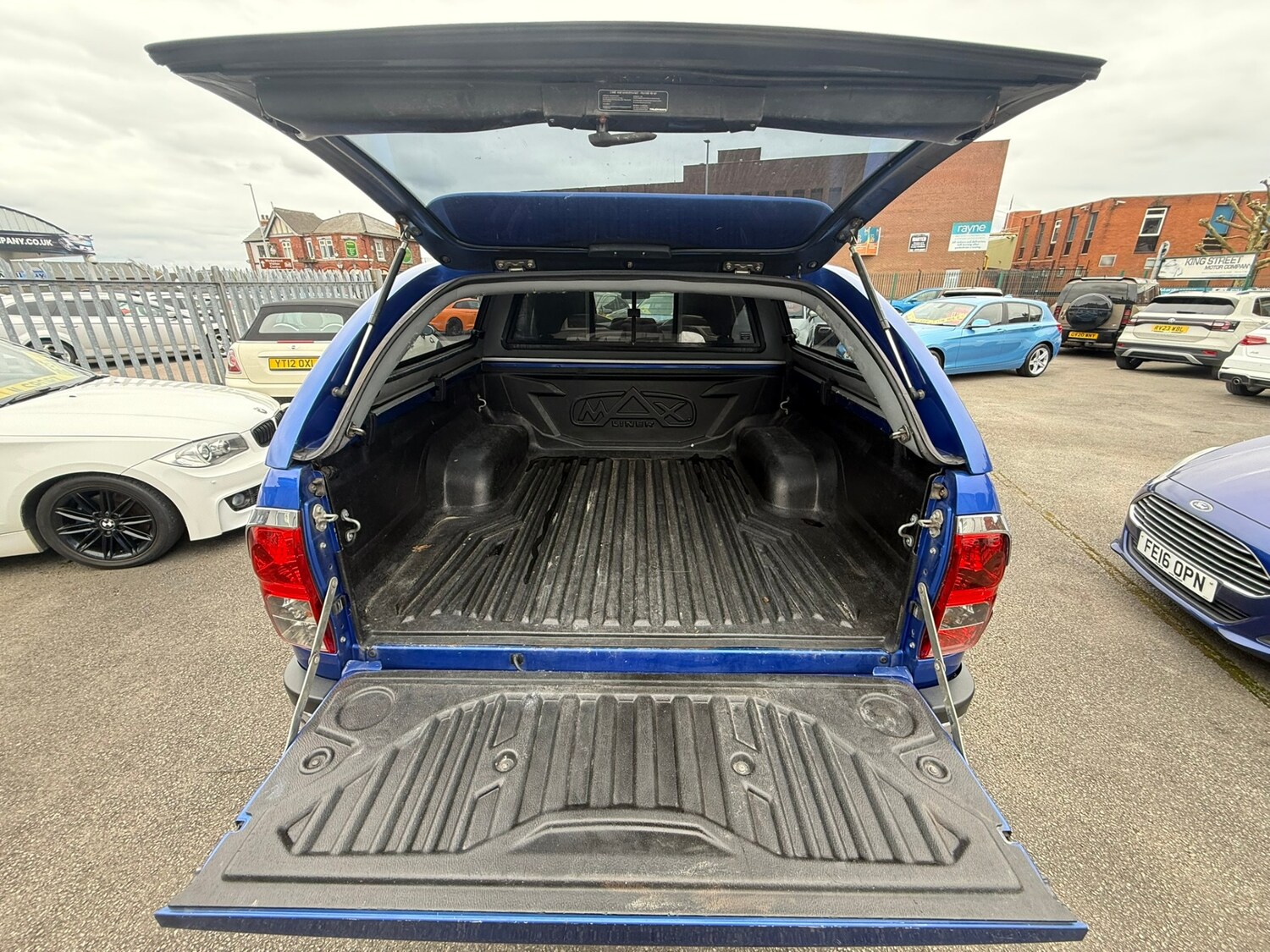 Used Toyota Hilux 2016 for sale - 78223342: Photo 19