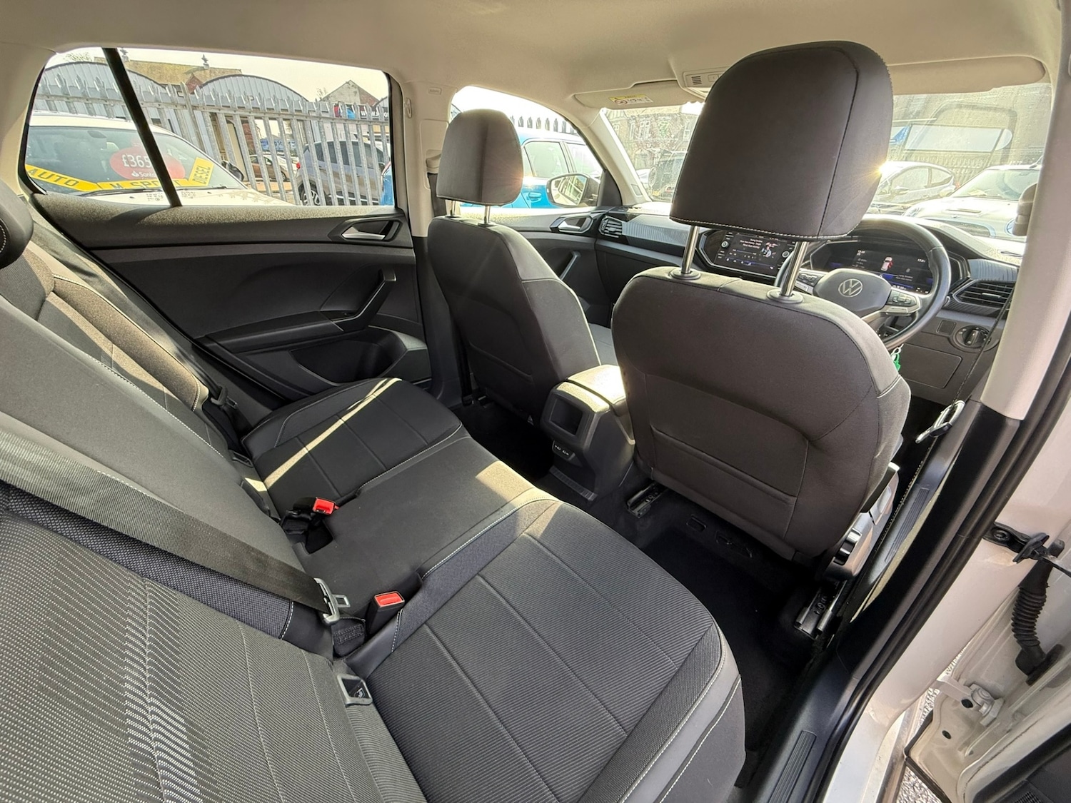 Used Volkswagen T-Cross 2023 for sale - 77974774: Photo 18