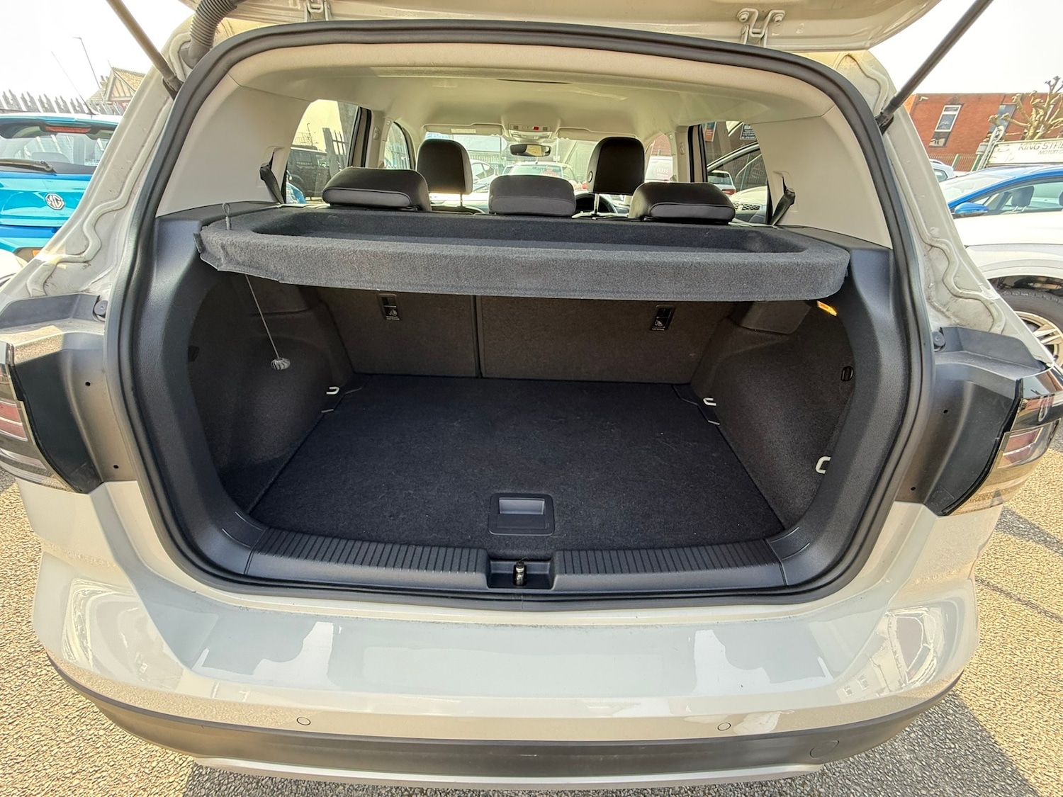 Used Volkswagen T-Cross 2023 for sale - 77974774: Photo 19